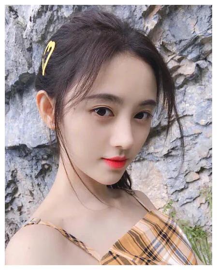 圈内爆料刘雨欣鞠婧祎,揭秘娱乐圈不为人知的一面